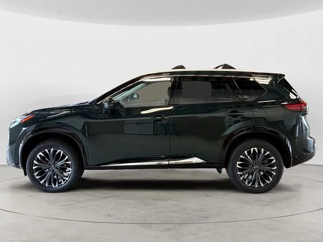 New 2026 Obsidian Green Nissan Platinum image 2