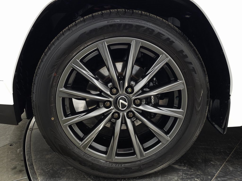 2025 LEXUS LX - Image 14