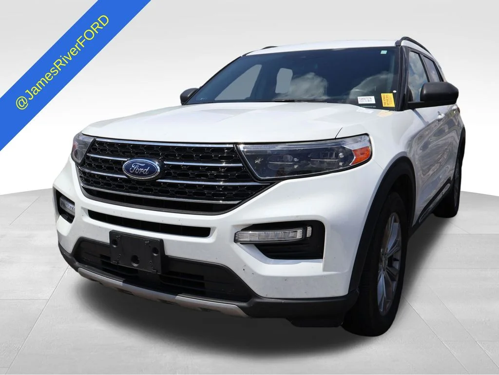 Used 2020 White Metallic Ford XLT image 2