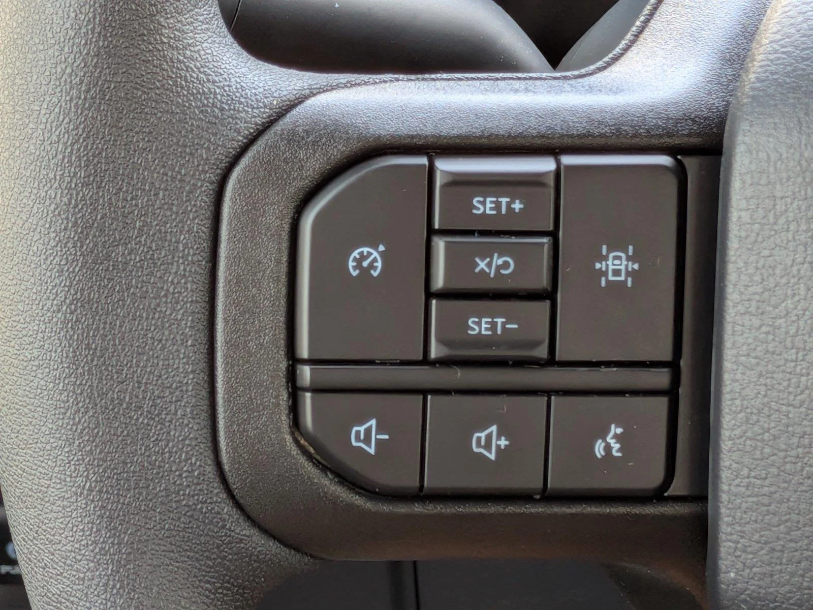 New 2026 Oxford White Ford STX® image 28