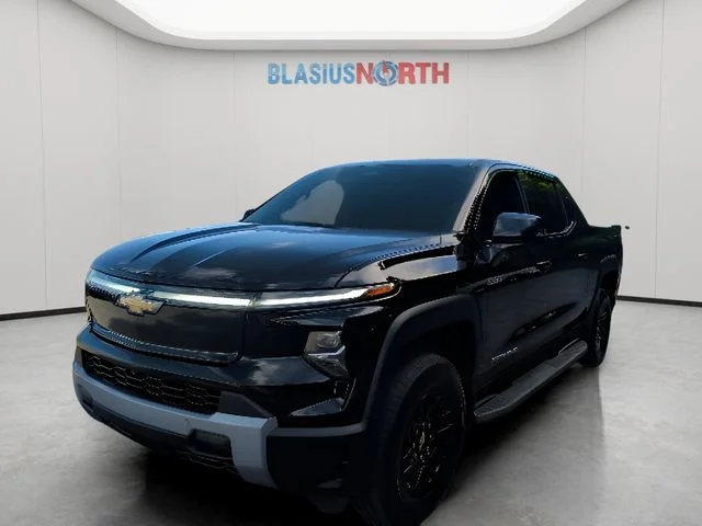 2025 Chevrolet Silverado EV LT Extended Range's photo