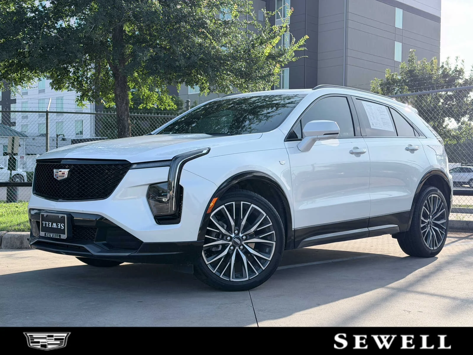 2024 Cadillac XT4 Sport's photo