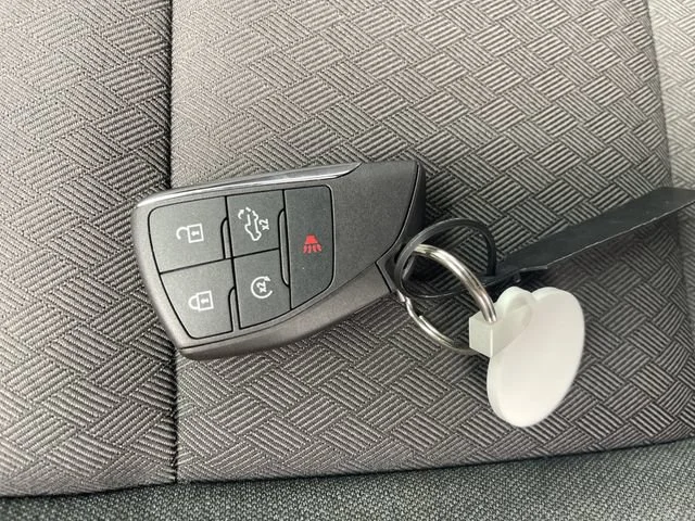 Used 2026 Riptide Blue Metallic Chevrolet RST image 32