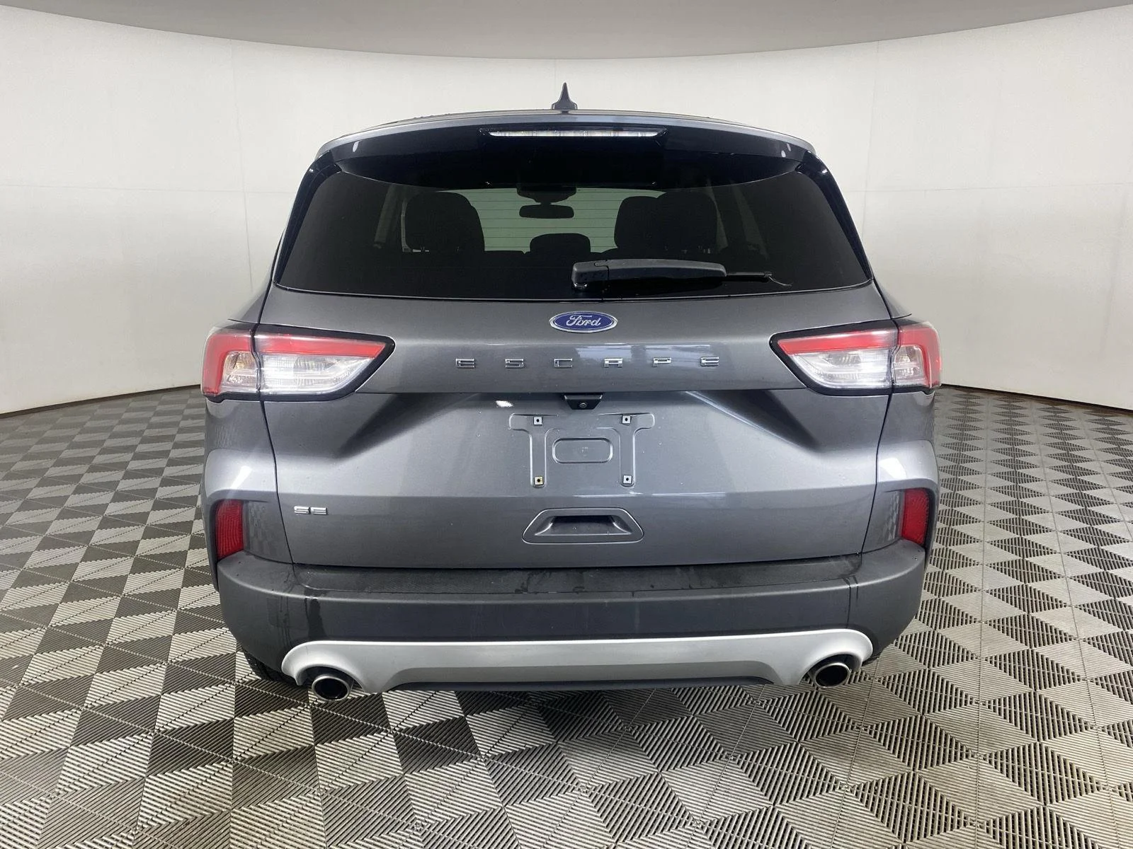 Used 2022 Carbonized Gray Ford SE image 9