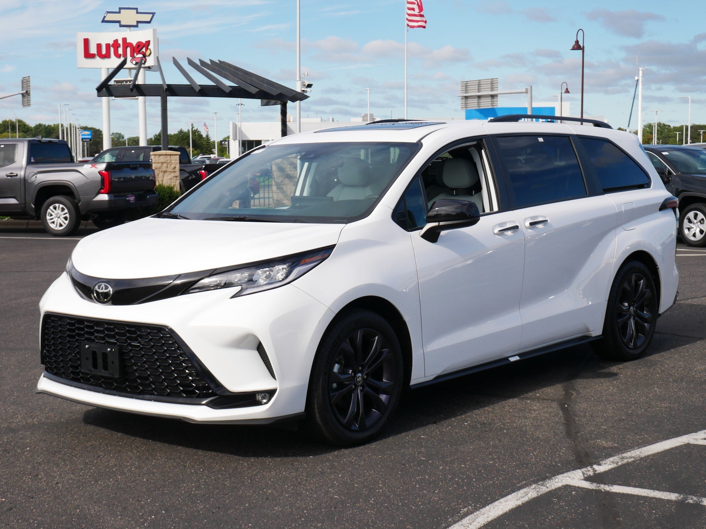Certified Used 2026 Ice Cap Toyota XSE image 3