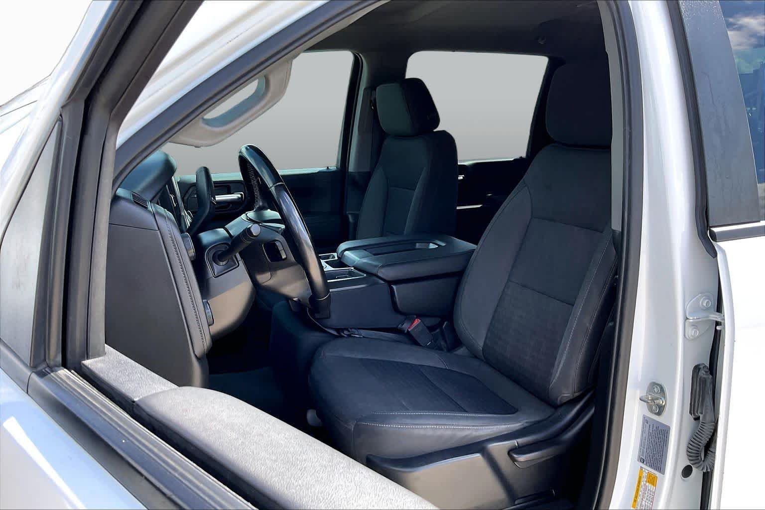 Used 2023 Summit White Chevrolet LT image 8