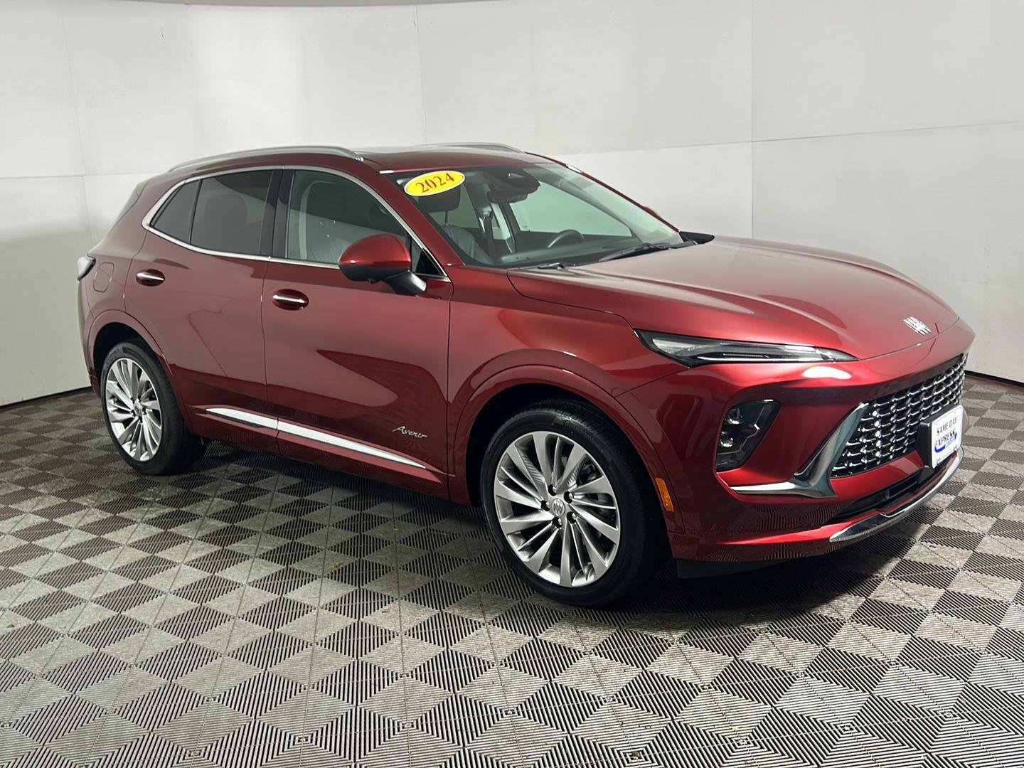 Used 2024 Cinnabar Metallic Buick Avenir image 5