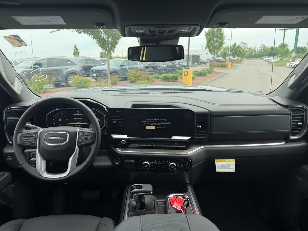 2026 GMC Sierra 1500 SLT - Photo 8
