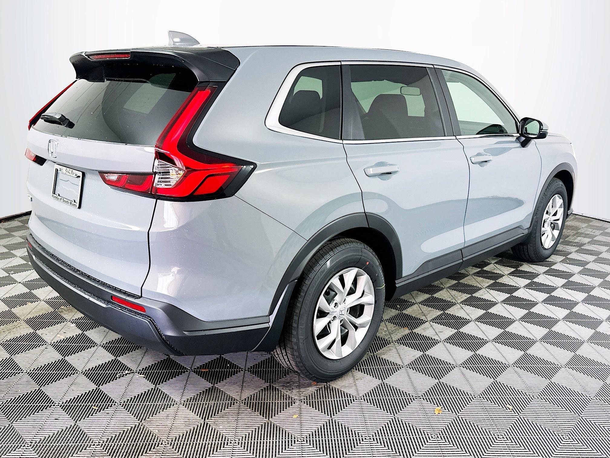 2025 Honda CR-V LX - Photo 6