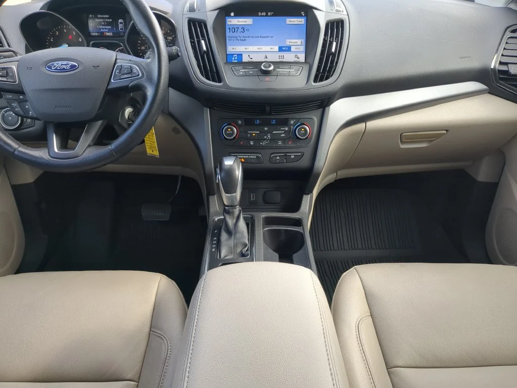 Used 2018 Silver Ford SEL image 15