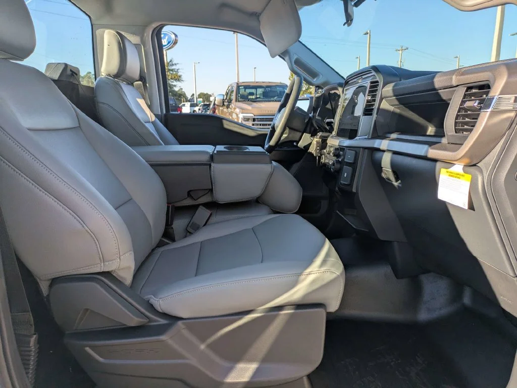 New 2026 White Ford XL image 13
