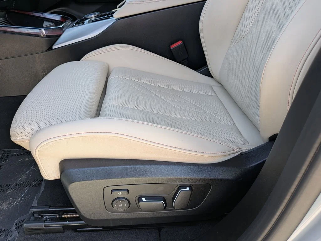 Used 2025 Gray BMW 30 xDrive image 17