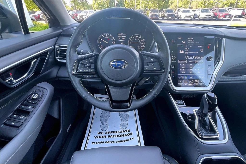 Used 2025 Silver Subaru Onyx Edition image 5