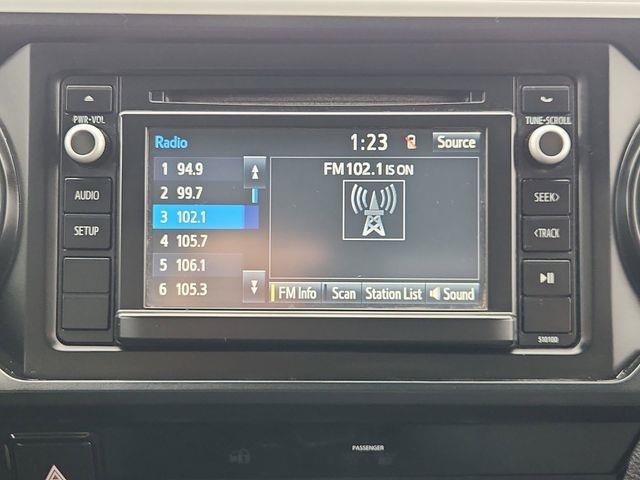 Used 2017 White Toyota SR image 13