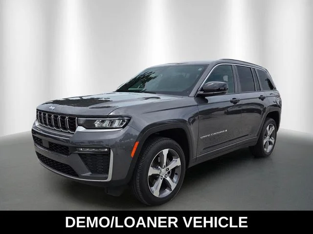 New 2026 Baltic Gray Metallic Clear-Coat Exterior Paint Jeep Limited image 2