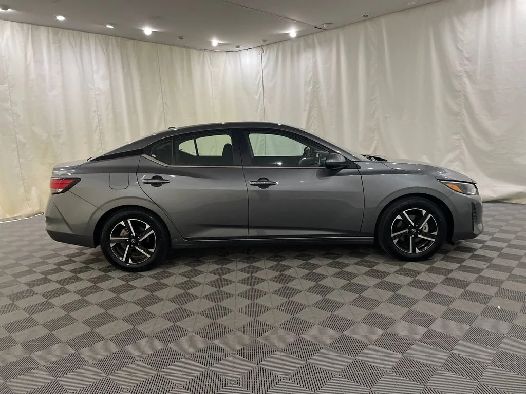 Certified Used 2025 Gun Metallic Nissan SV image 5