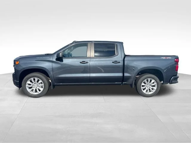 Used 2021 SHADOW GRAY METALLIC Chevrolet Custom image 2