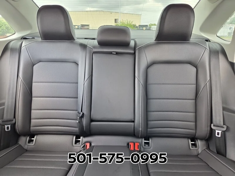 Used 2024 Opal White Volkswagen SE AUTO image 11
