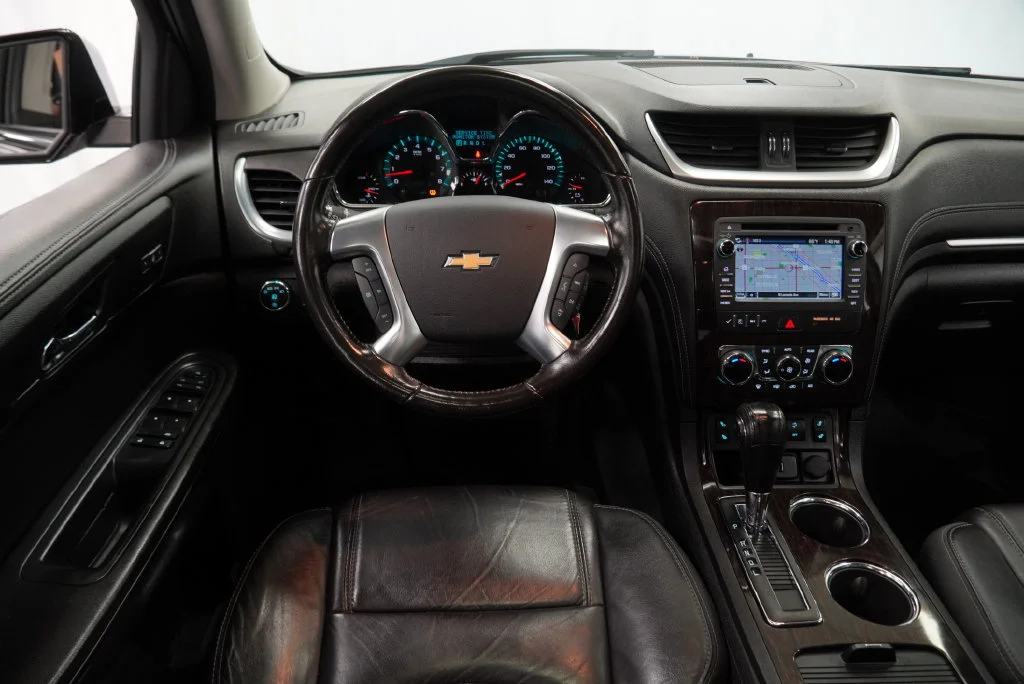 Used 2016 MOSAIC BLACK METALLIC Chevrolet LT image 15