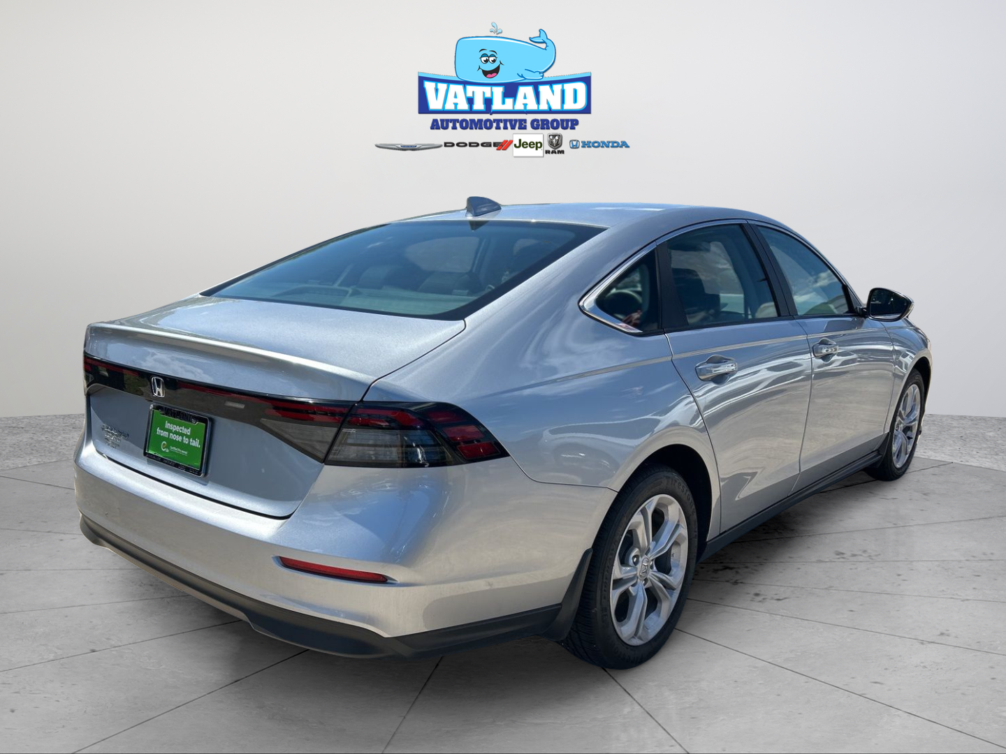 Used 2024 Silver Honda LX image 5