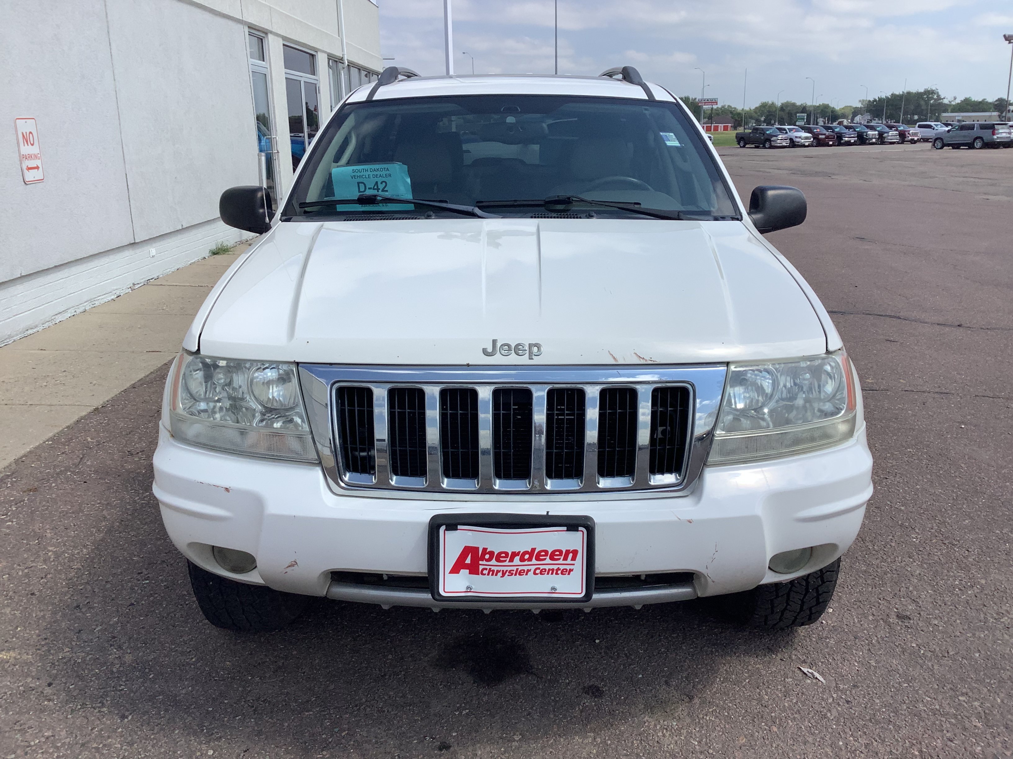 Used 2004 Jeep Grand Cherokee Limited with VIN 1J4GW58N04C357865 for sale in Aberdeen, SD