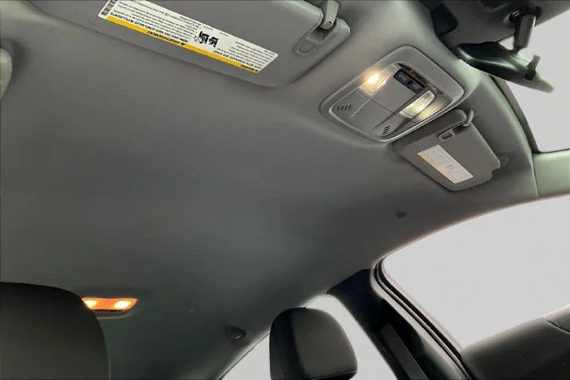 Used 2025 Gray Chevrolet LT image 26