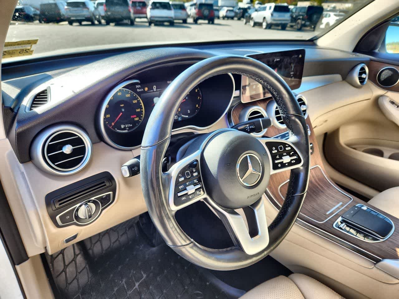 Used 2022 Polar White Mercedes-Benz GLC 300 image 18
