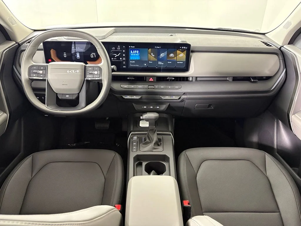 New 2027 Snow White Pearl Kia EX image 36