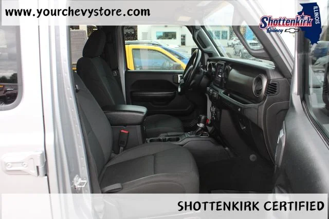 Used 2020 Silver Jeep Unlimited Sport S image 14