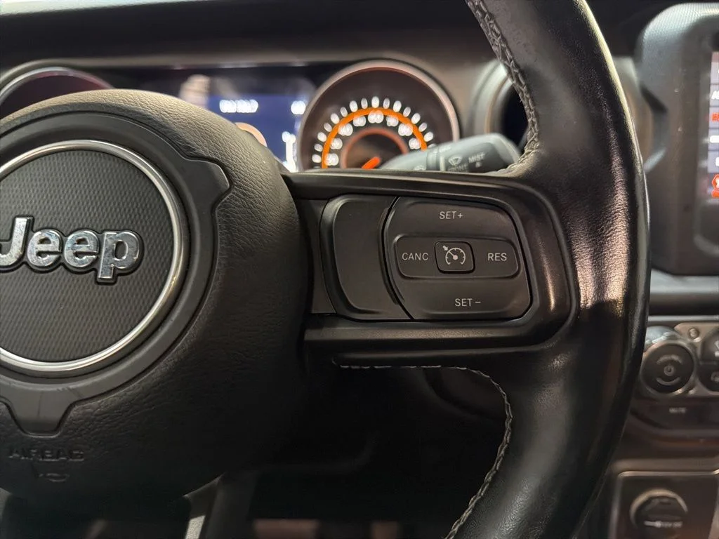 Used 2021 Black Jeep Unlimited Sport image 19