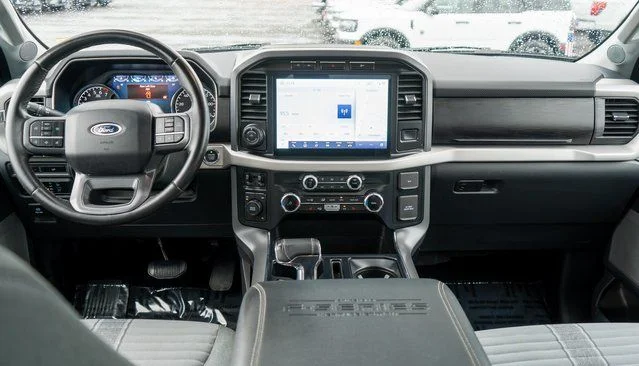 Used 2023 Blue Ford XLT image 12