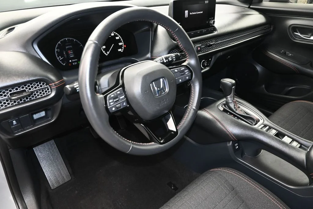 Certified Used 2025 Urban Gray Pearl Honda Sport image 14