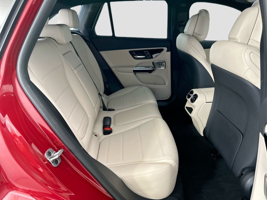 Used 2026 MANUFAKTUR Patagonia Red Metallic Mercedes-Benz GLC 300 image 21