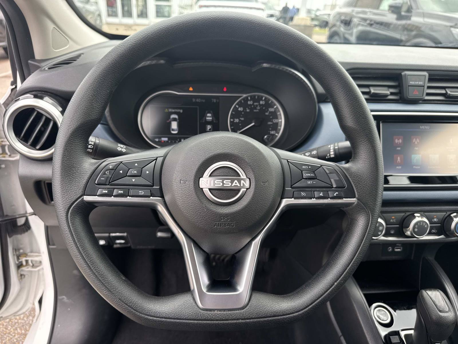 Used 2025 White Nissan 1.6 SV image 21