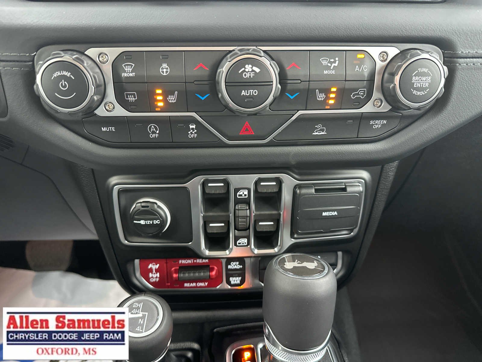 2026 Jeep Wrangler 4-Door Rubicon - Photo 17