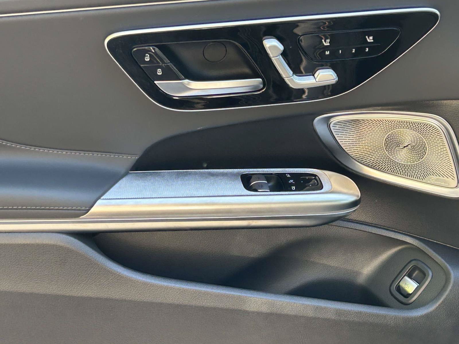New 2027 MANUFAKTUR exclusive graphite grey magno Mercedes-Benz AMG® CLE 53 4MATIC®+ Coupe image 20