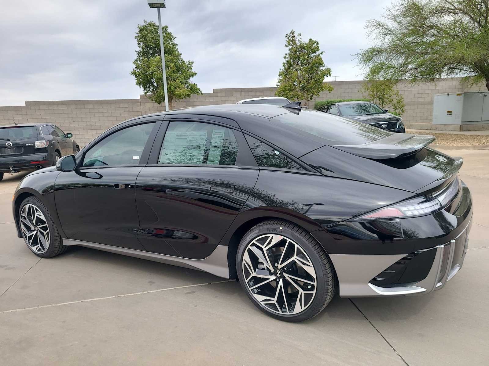 Certified Used 2023 Onyx Black Hyundai SEL image 12