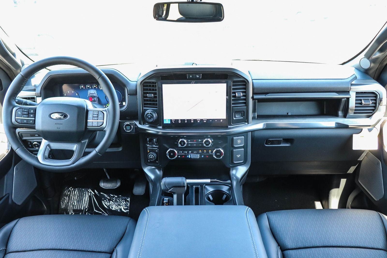 New 2026 Star White Metallic Tri-Coat Ford Lariat® image 12