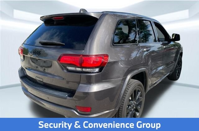 Used 2019 Gray Jeep Altitude image 6