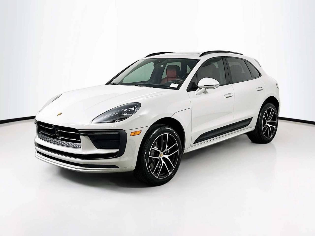2026 Porsche Macan's photo
