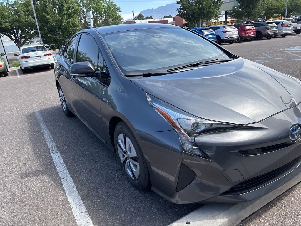 Used 2018 Gray Toyota Two image 8