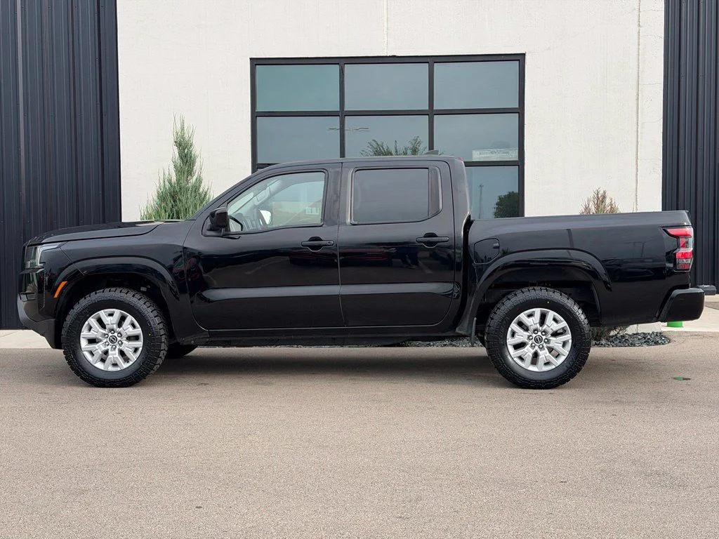 Used 2023 Black Nissan SV image 2