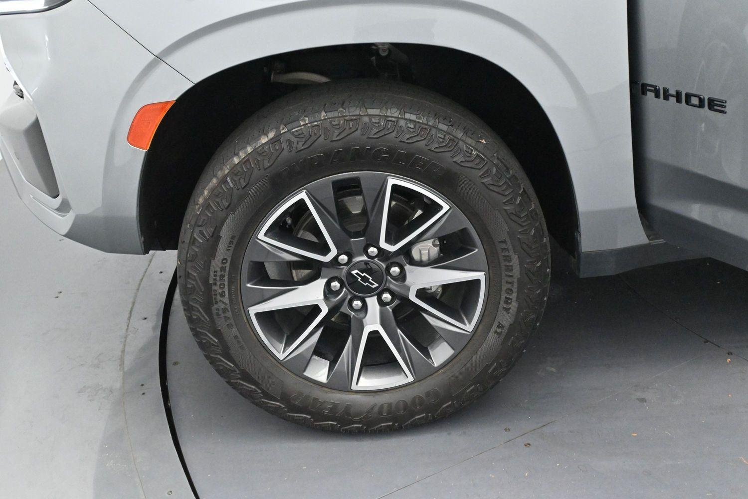 Used 2024 Sterling Gray Metallic Chevrolet Z71 image 41