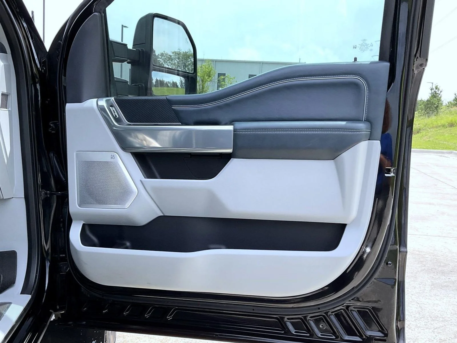 Used 2024 Black Ford Limited image 17