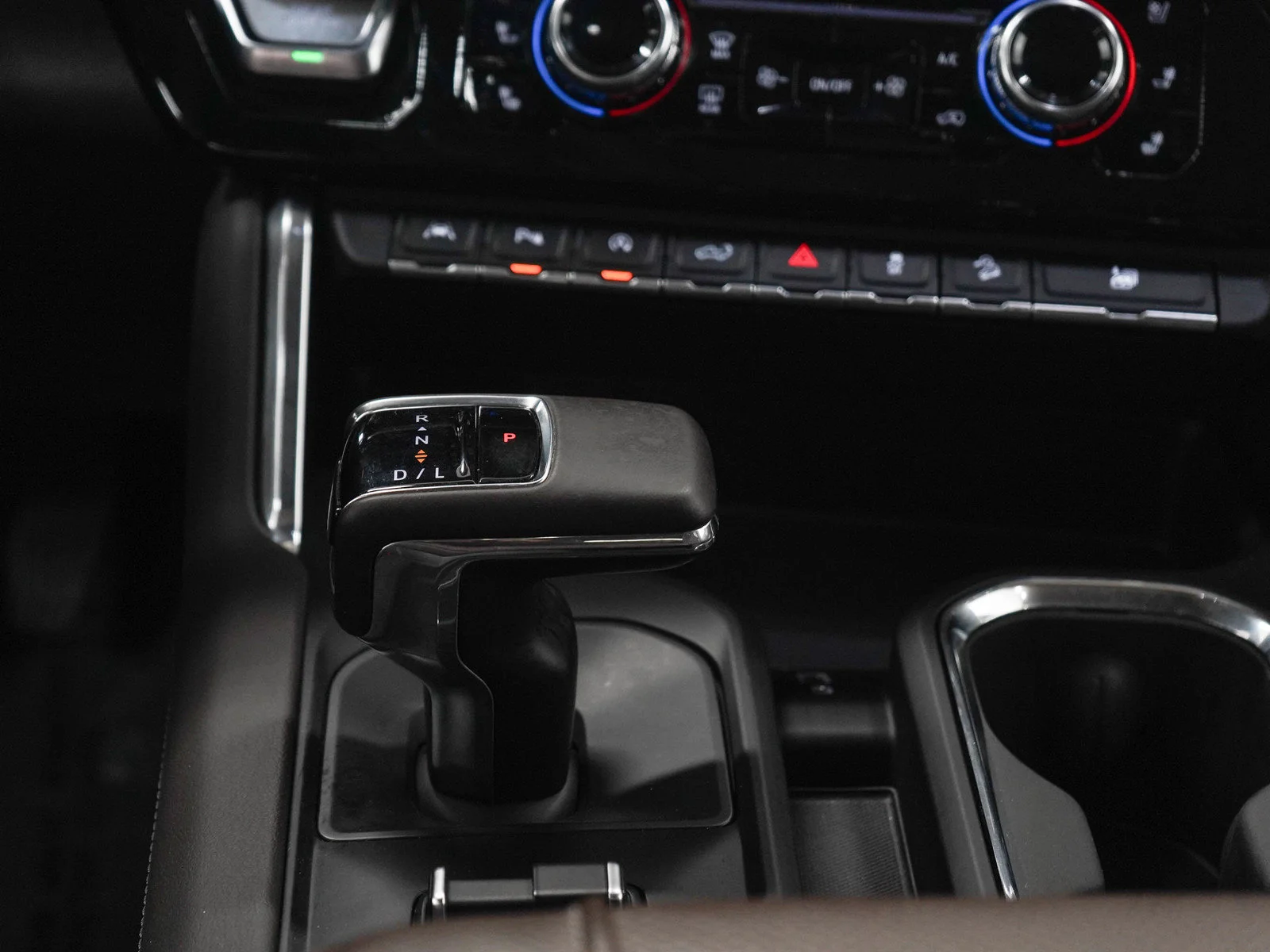 Used 2023 White Frost GMC Denali image 18