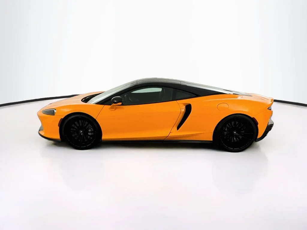 Used 2021 Orange McLaren Base image 8