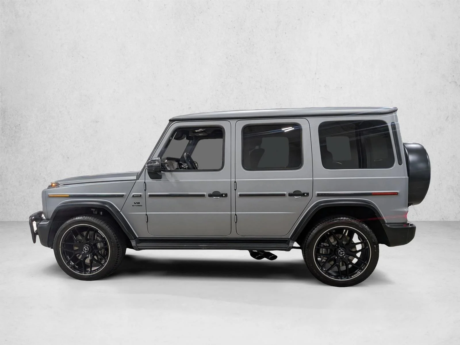 Used 2025 Manufaktur Platinum Magno Mercedes-Benz AMG® G 63 image 9