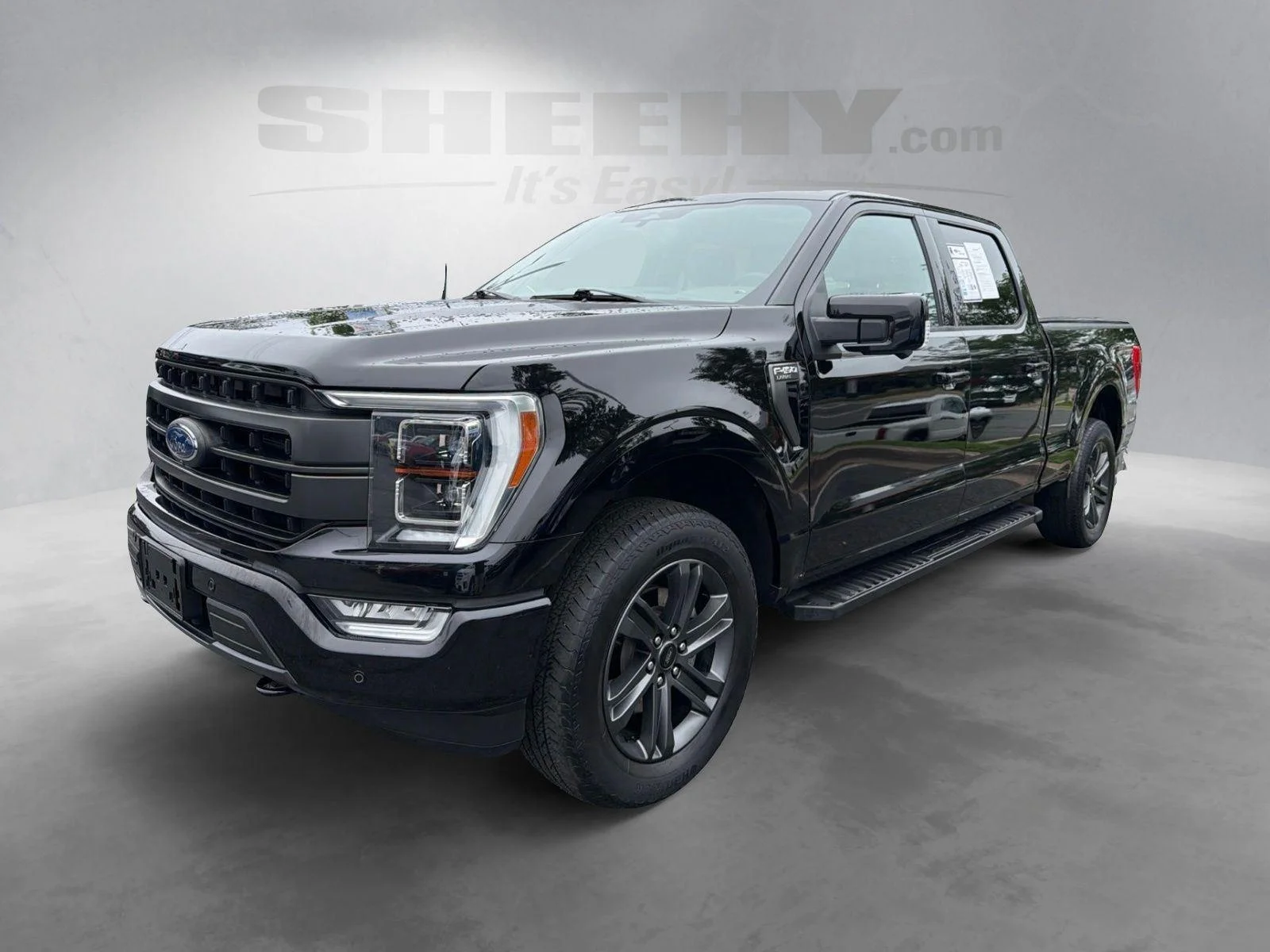 Used 2023 Agate Black Metallic Ford LARIAT image 14
