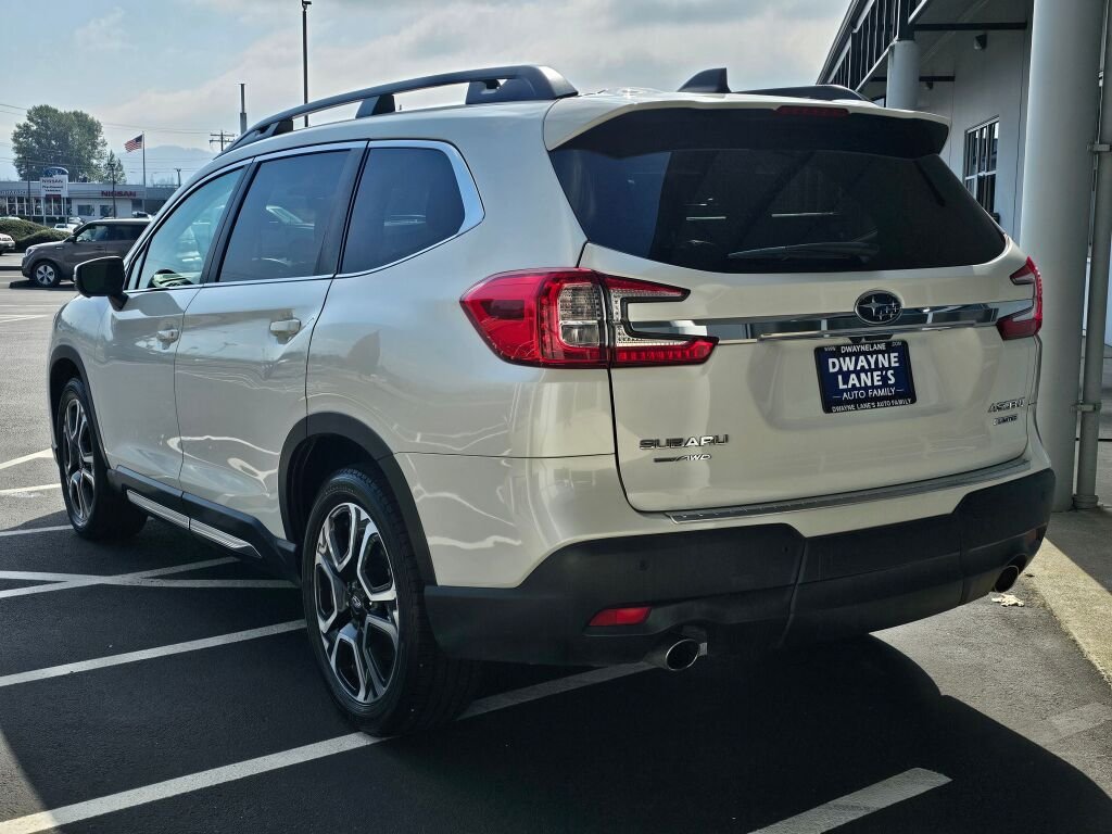 Used 2023 Crystal White Pearl Subaru Limited image 3