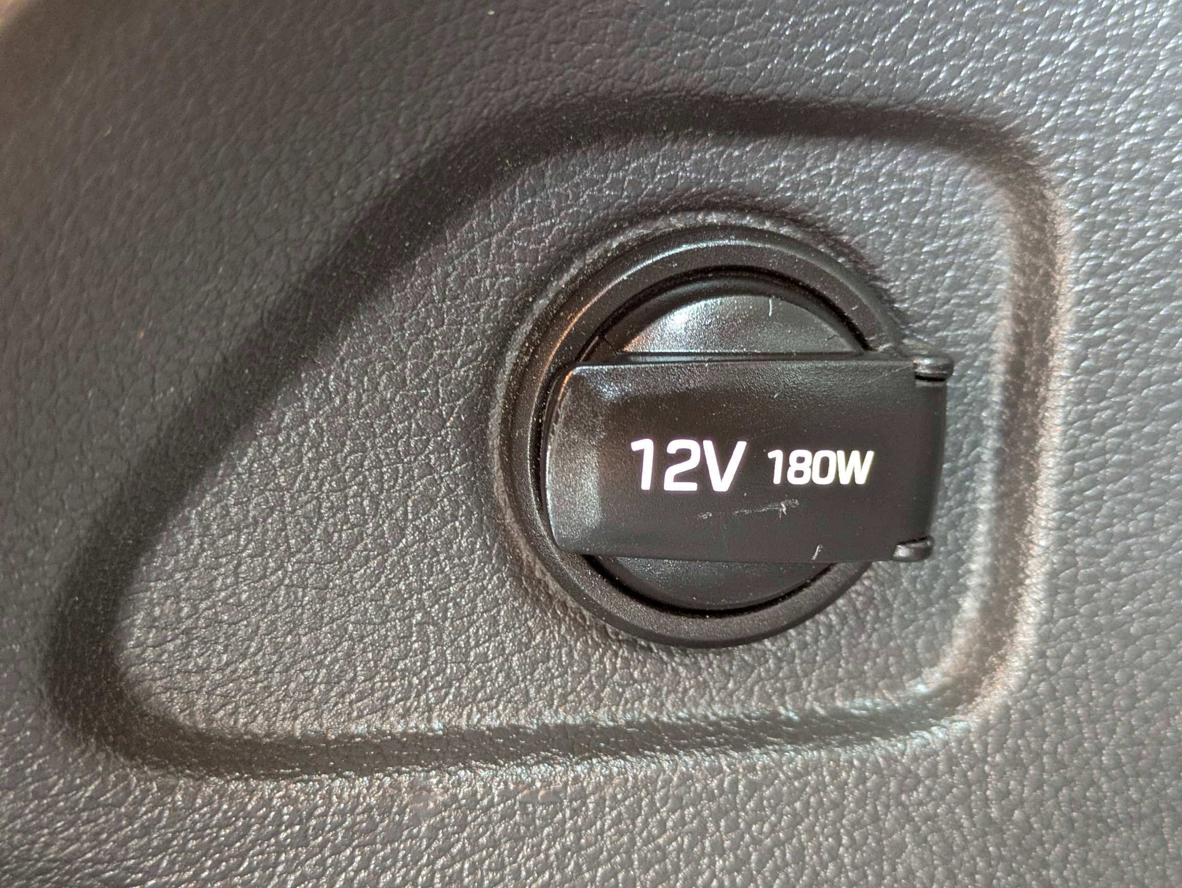Used 2019 Black Noir Pearl Hyundai Value image 15